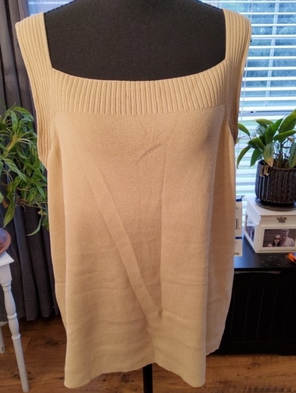 Jones New York Ribbed Square-Neck Cream Knit Tank Plus Size 1X NWT Ladies Plus